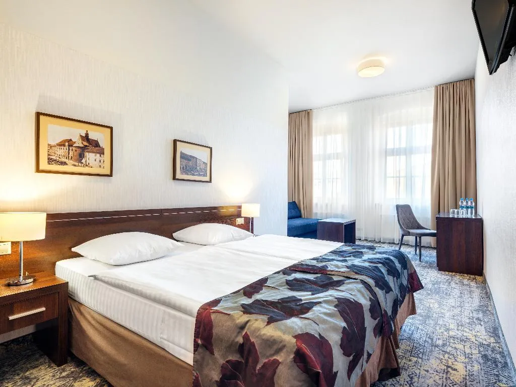 TRIPLE SUPERIOR Room, Rezydent, Krakow