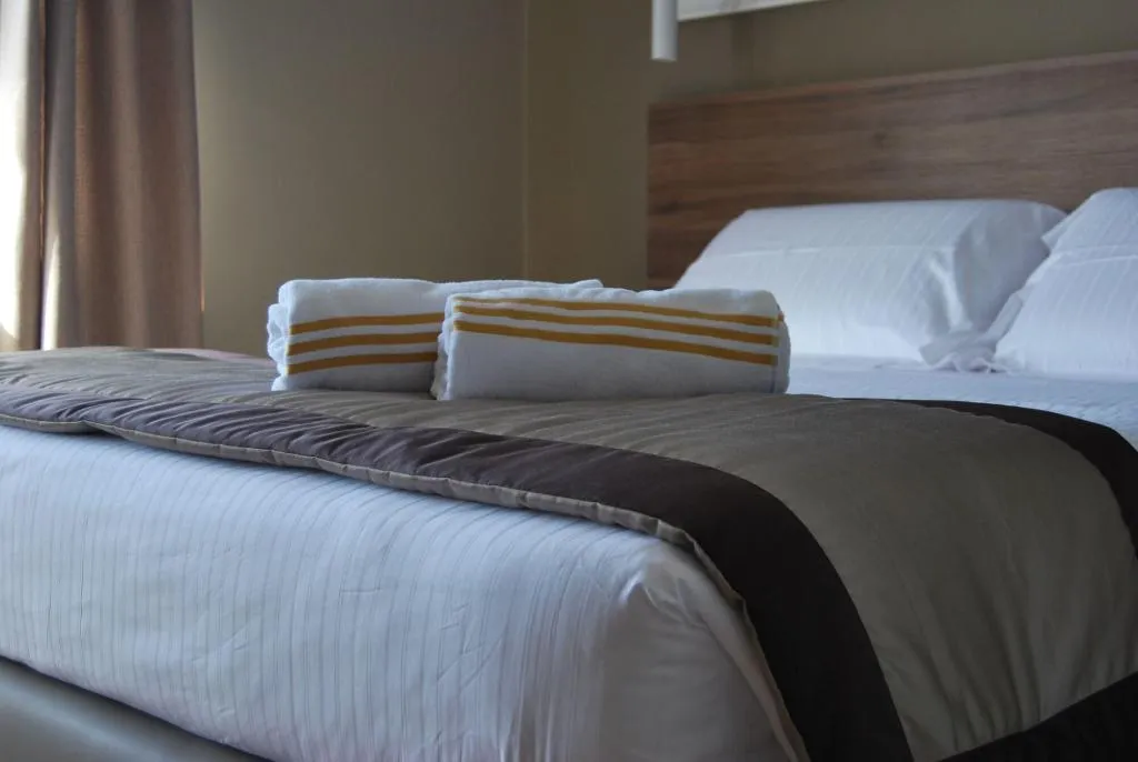 Room, 7Th Floor Suite, Naples