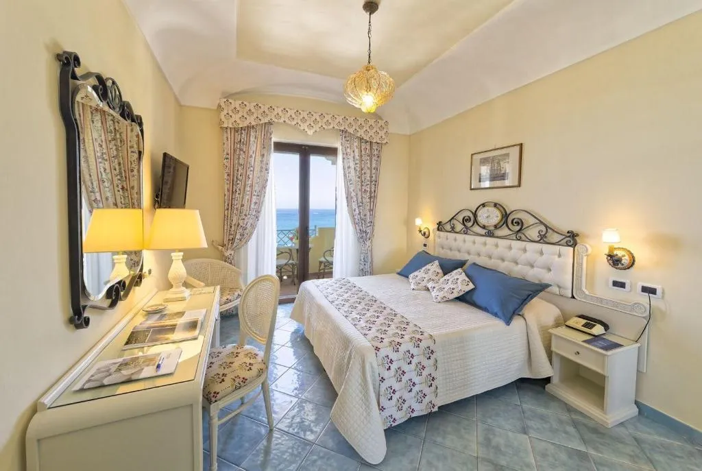 Room, Hotel Tritone Resort & Spa, Naples