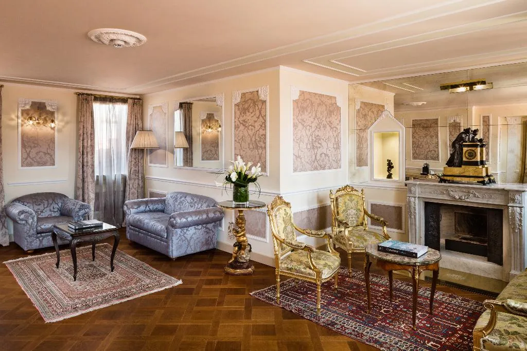 SUITE WITH TERRACE Room, Baglioni Hotel Luna, Venice