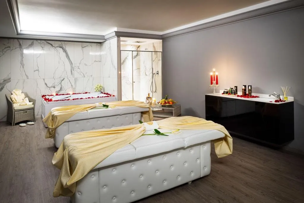 Sports and Entertainment, Abano Grand Hotel, Venice