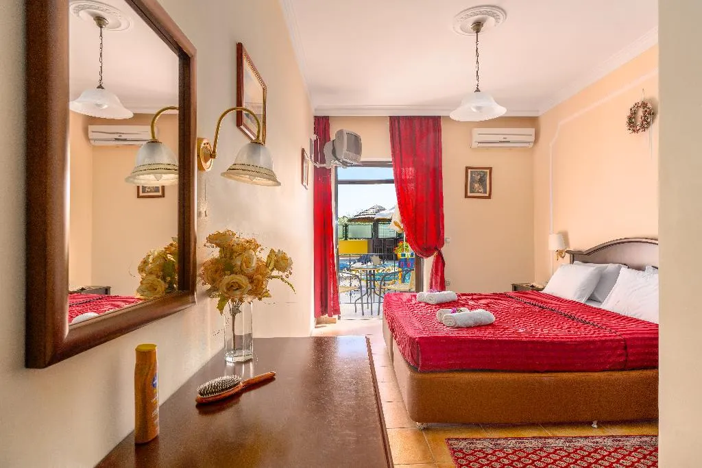 FAMILY ROOM POOL VIEW Room, Corfu Secret, Corfu