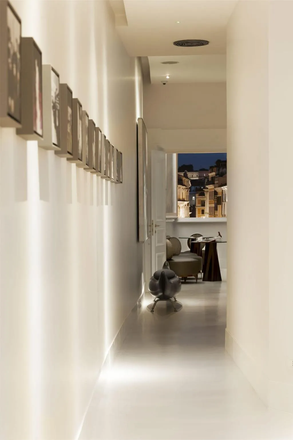 Lobby, Piazza Di Spagna 9, Rome