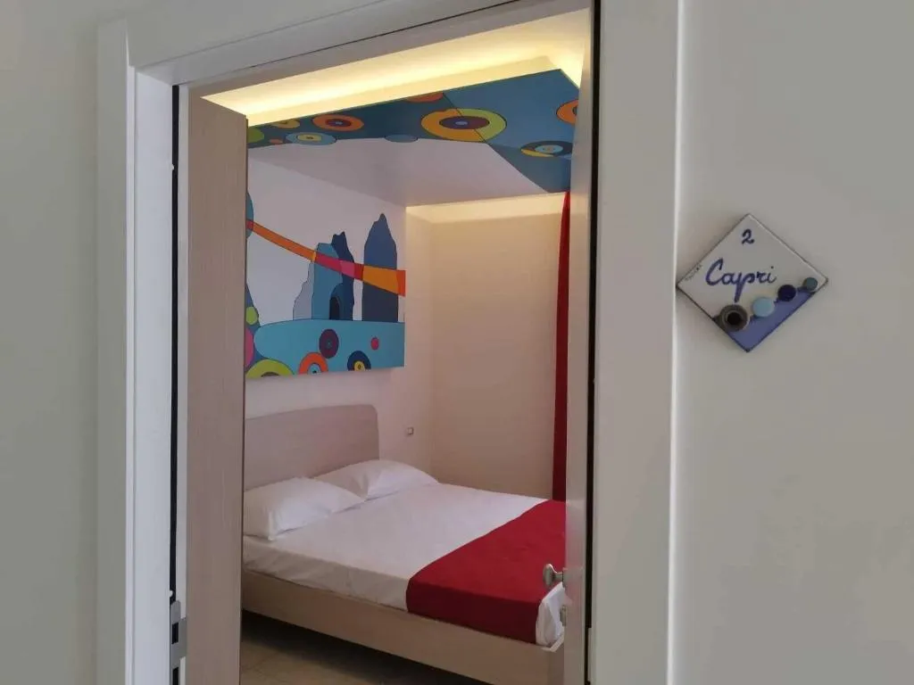 Room, Happyrooms, Naples