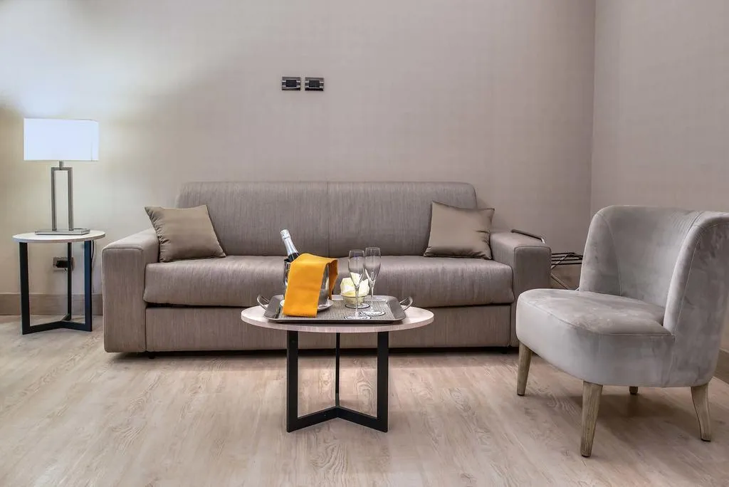 JUNIOR SUITE STANDARD Room, Genova, Rome