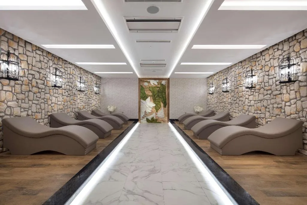 Sports and Entertainment, Granada Luxury Beach Avsallar, Antalya