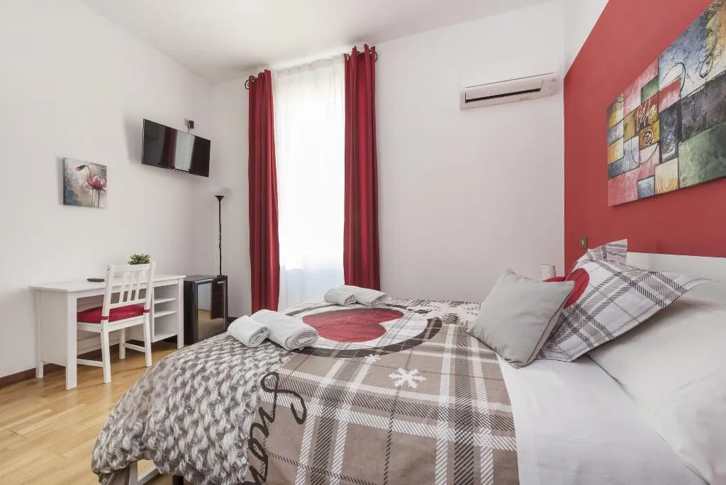 Room, Locanda Sant'Anna, Naples