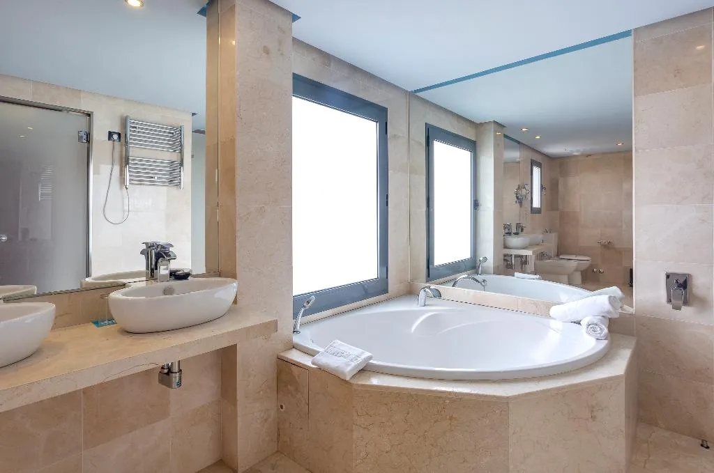 JUNIOR SUITE SEA VIEW Room, Marins Playa Suites, Majorca