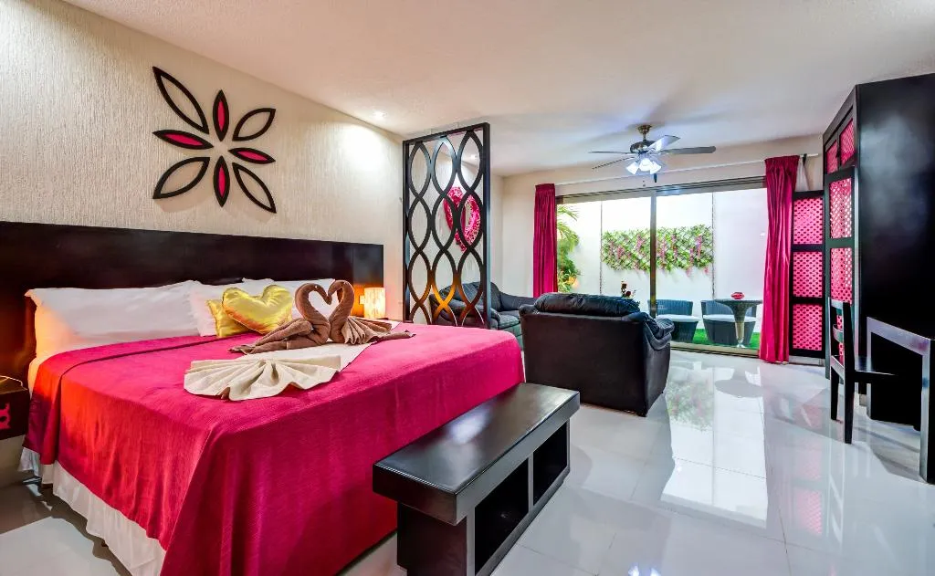 DOUBLE WITH JACUZZI Room, Suites Corazon, Playa Del Carmen