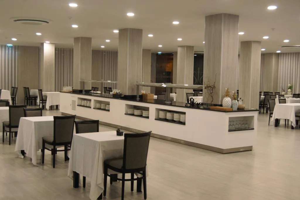 Restaurant, Cristal Setubal, Lisbon