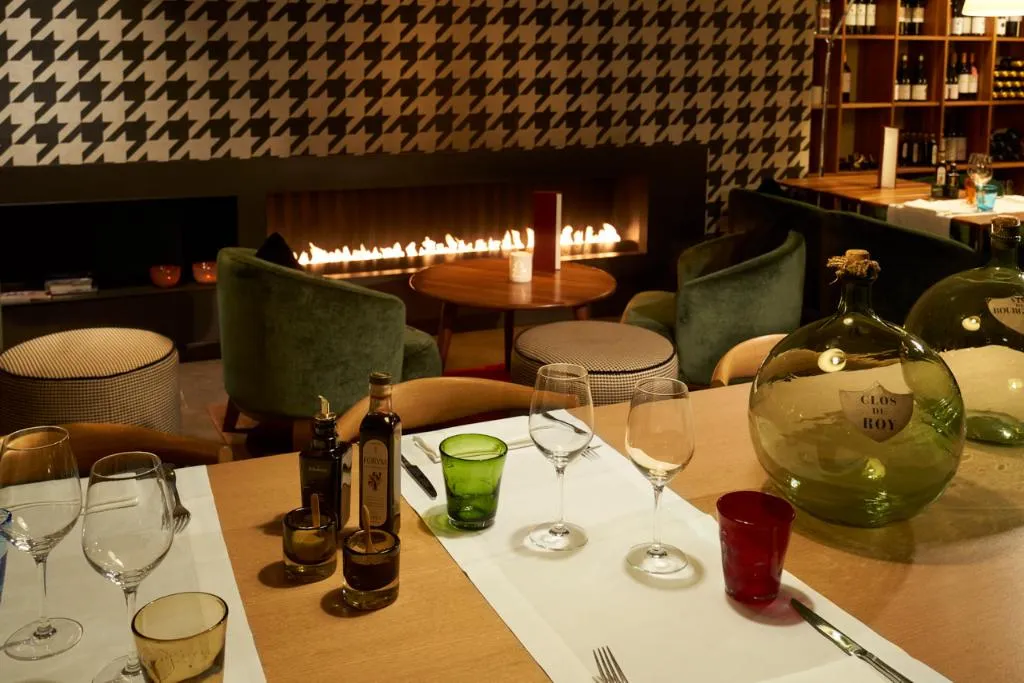 Restaurant, Villa Emilia, Barcelona