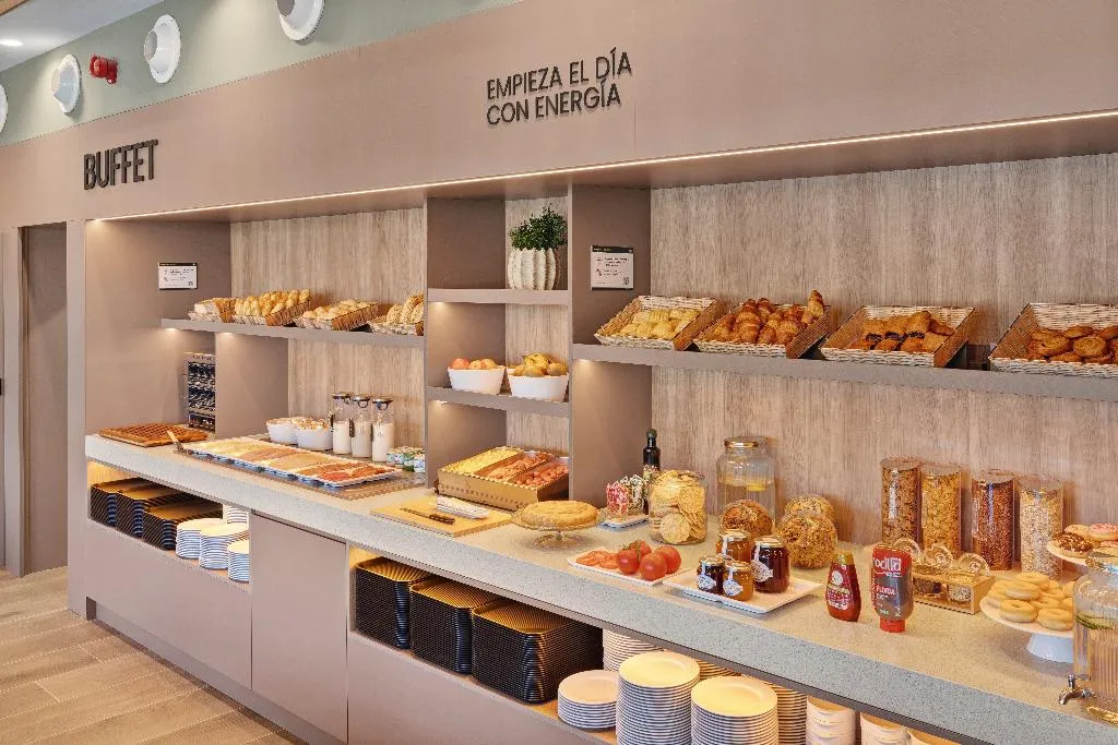 Lobby, B&b Hotel Madrid Fuenlabrada Retail Park, Madrid