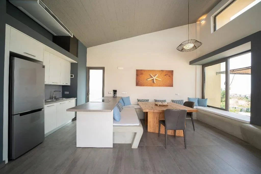VILLA WITH VIEWS Room, Profilios Villas, Kefallinia