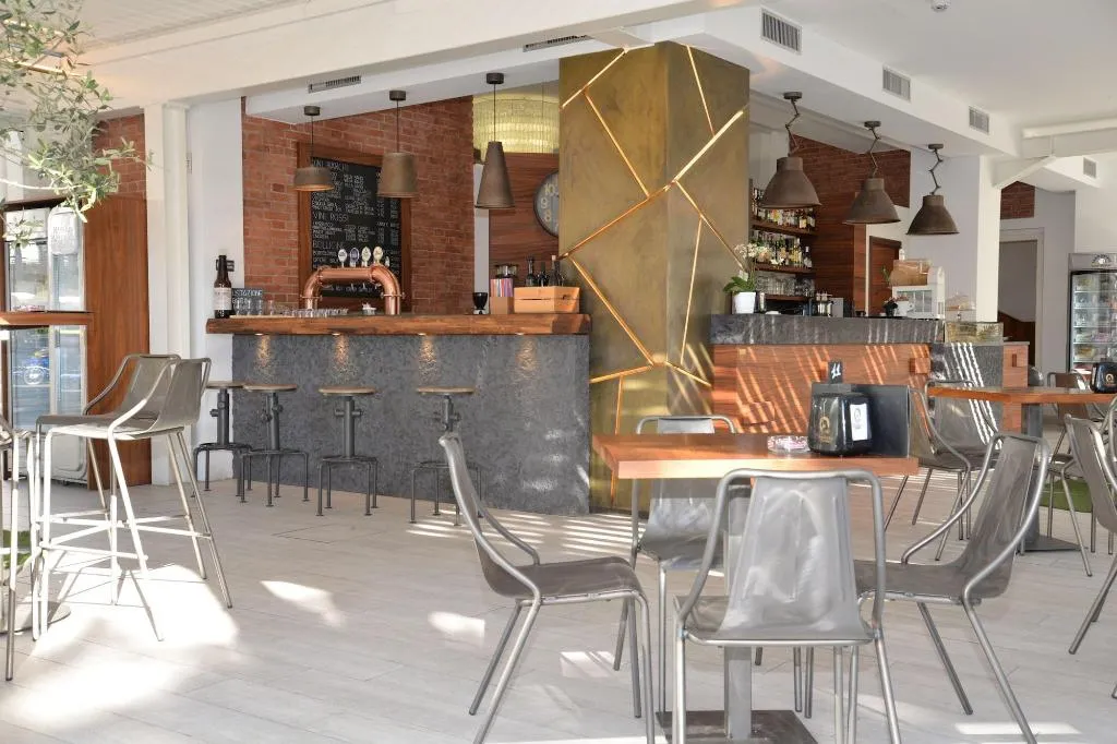 Bar, La Siesta, Venice