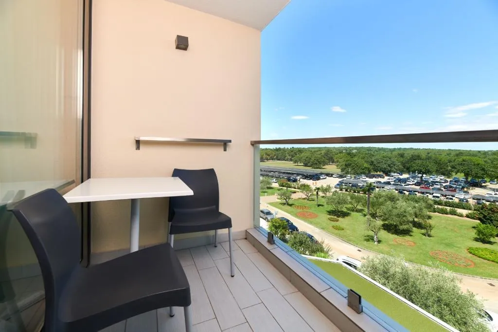 Room PARK VIEW WITH BALCONY Room, Hotel Materada Plava Laguna, Istria