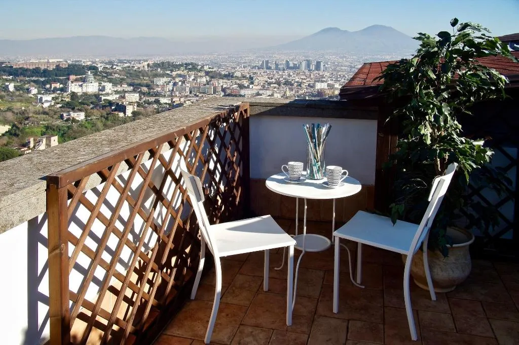 Room, B&b A'Luggetella, Naples