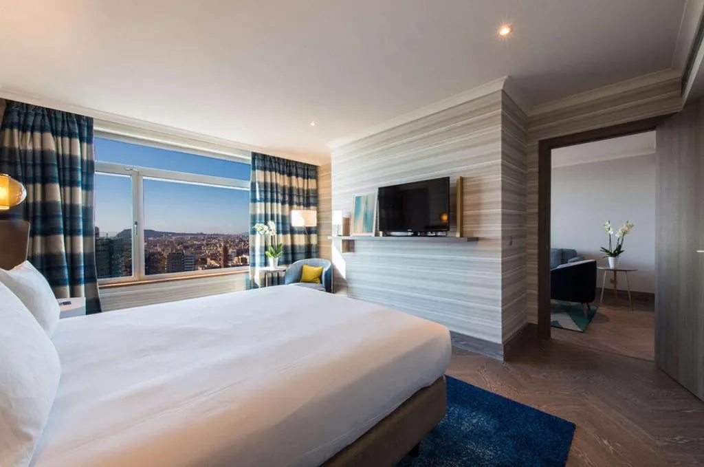 SUITE ONE BEDROOM Room, Hilton Diagonal Mar Barcelona, Barcelona