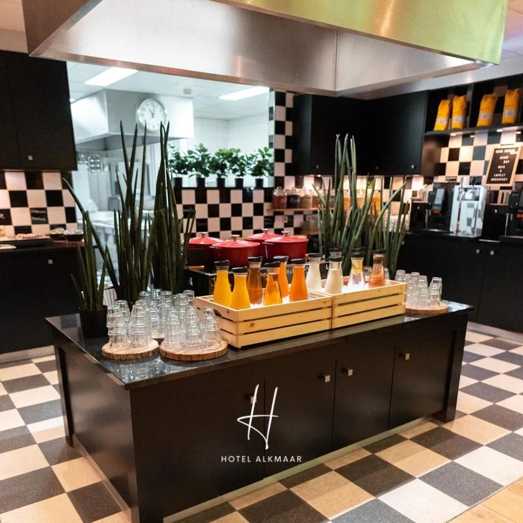 Restaurant, HOTEL ALKMAAR Bar & Restaurant Meeting & Events, Amsterdam