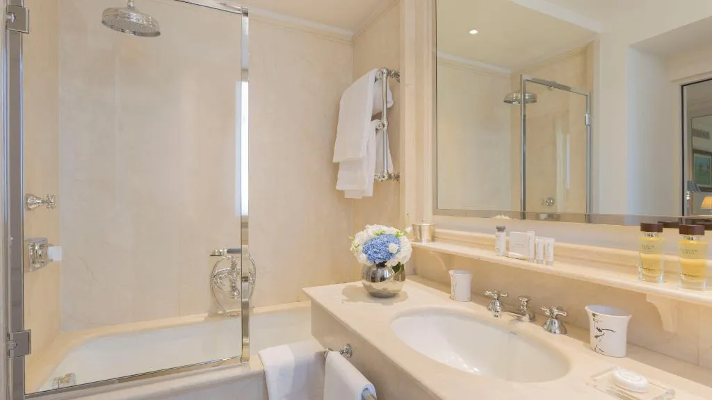 DOUBLE STANDARD Room, Hotel Lungarno, Florence