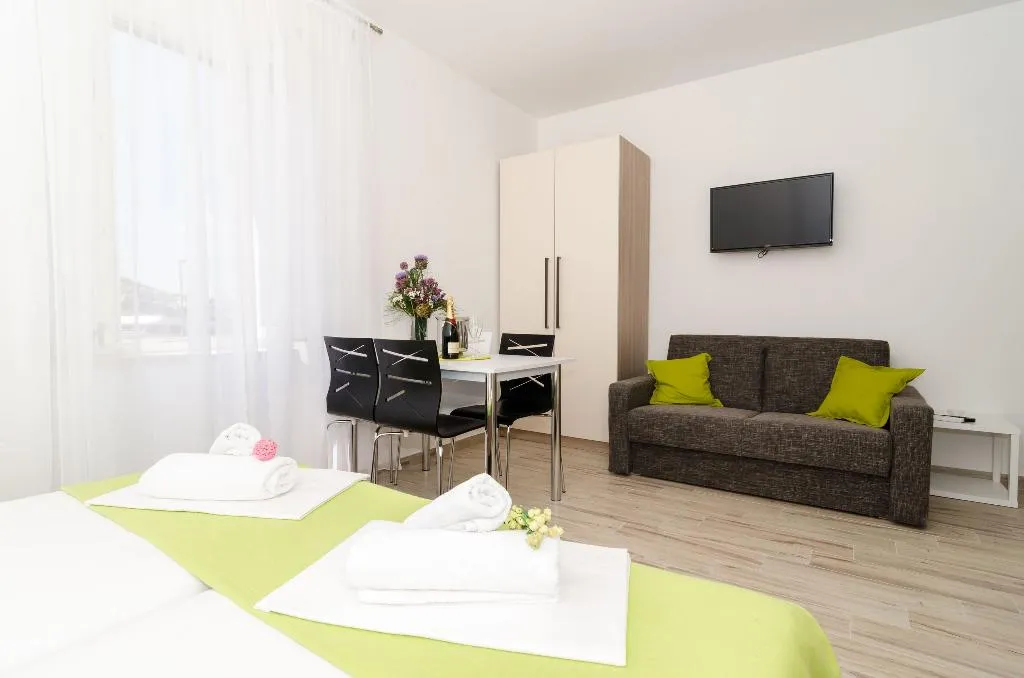 STUDIO SIDE SEA VIEW Room, Apartments  Gabrieri, Dubrovnik