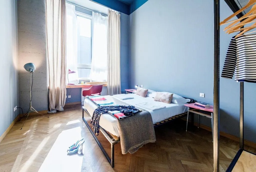 Room, Casa Base, Milan