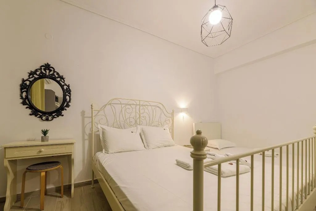 Room, Denise Studios & Apartments, Zante
