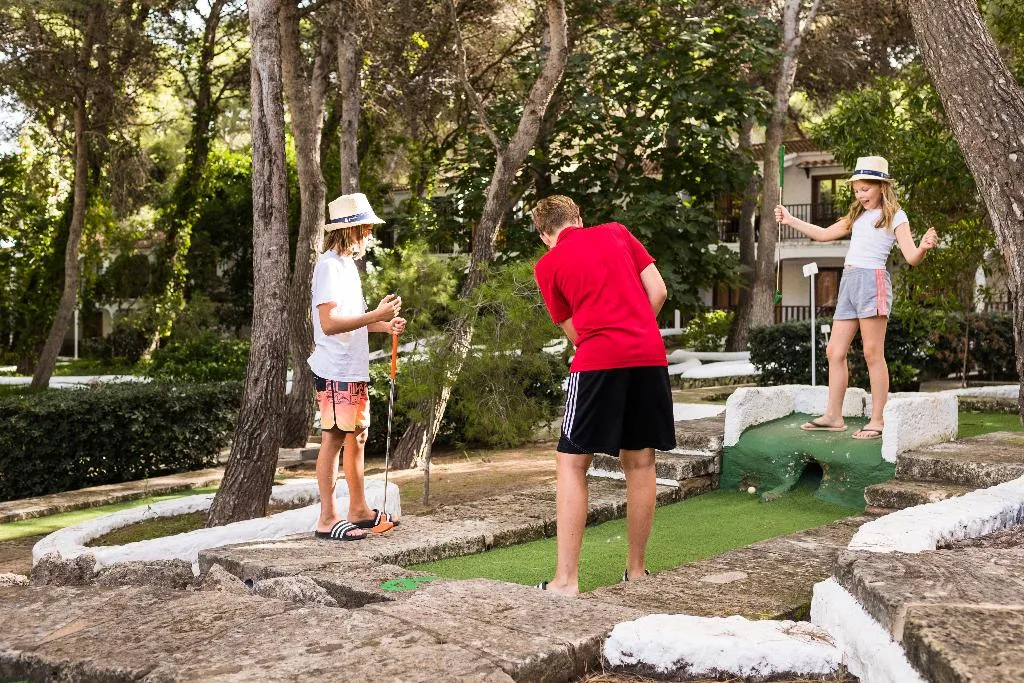 Sports and Entertainment, Sol Parc, Menorca