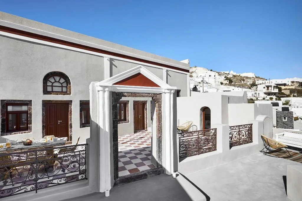 General view, Nano Suites, Santorini