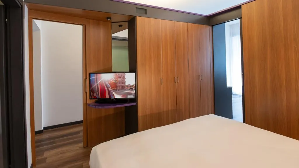 Double or Twin STANDARD Room, Hotel Ripa Roma, Rome