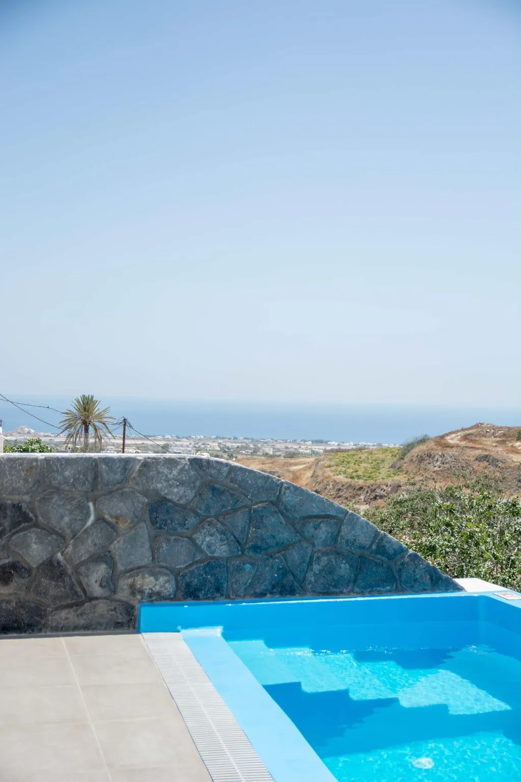 SUITE WITH PRIVATE POOL Room, Amphitrite Suites Santorini, Santorini