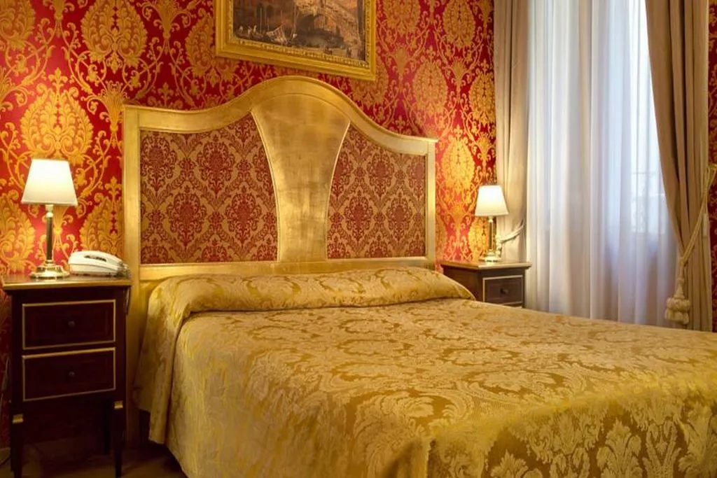 Room, Residenza Goldoni, Venice