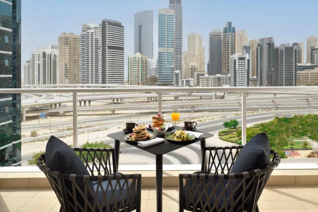 JUNIOR SUITE STANDARD Room, Movenpick Hotel Jumeirah Lakes Towers, Dubai