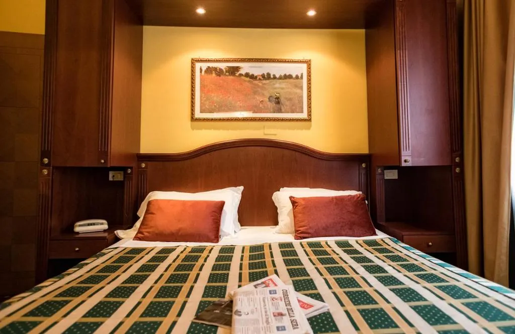 Room, Grand Hotel Italia, Perugia