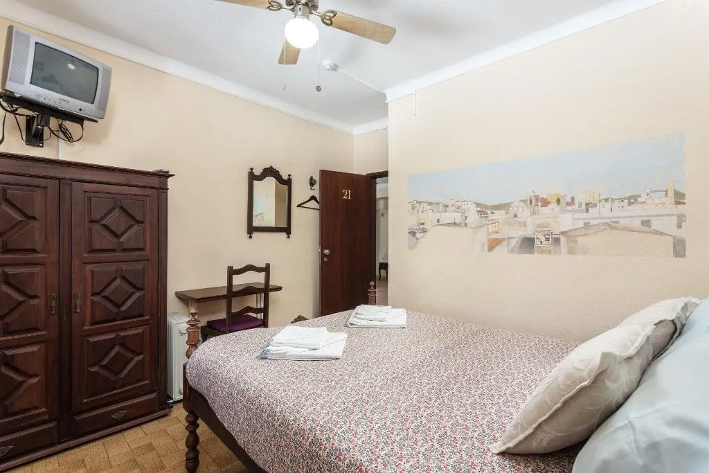 Room, Pension Bicuar, Algarve