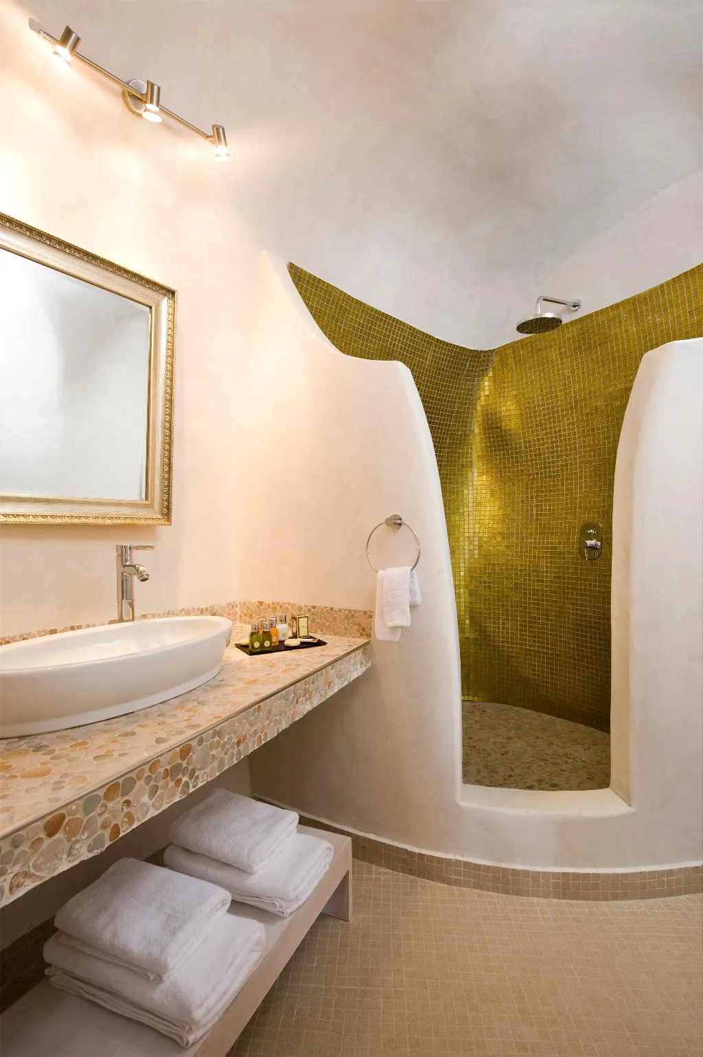 JUNIOR SUITE STANDARD Room, Gold Suites, Santorini