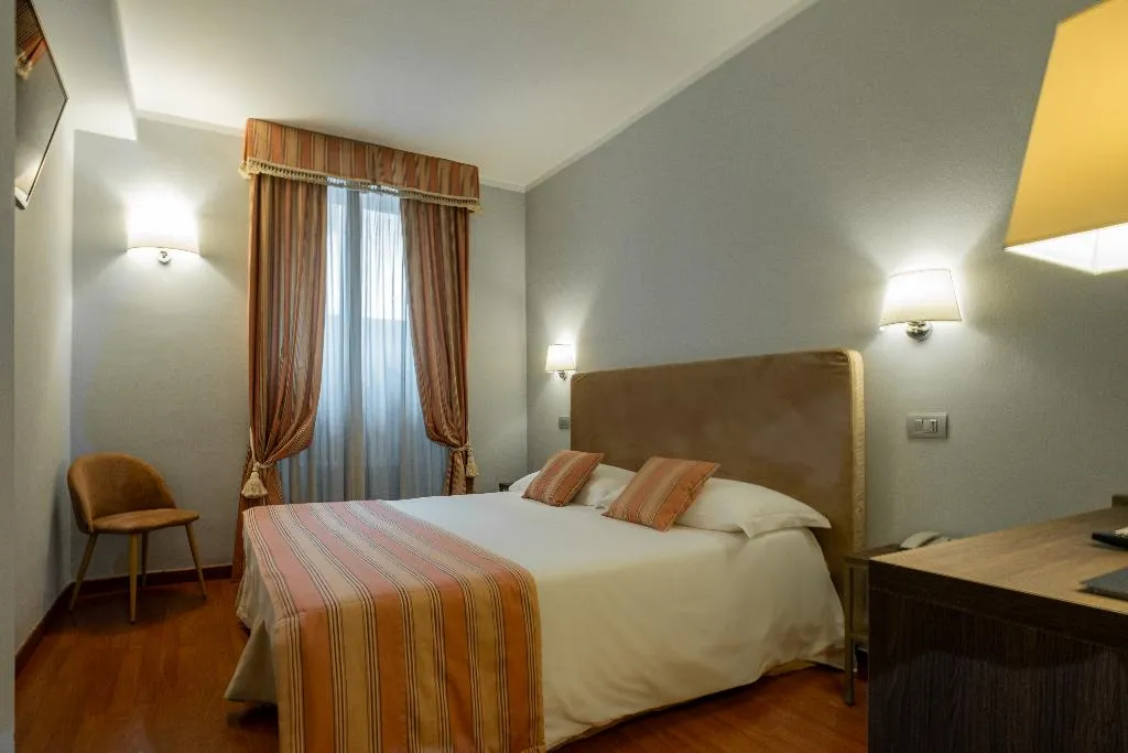 DOUBLE STANDARD Room, Hotel Bosone Palace, Umbria