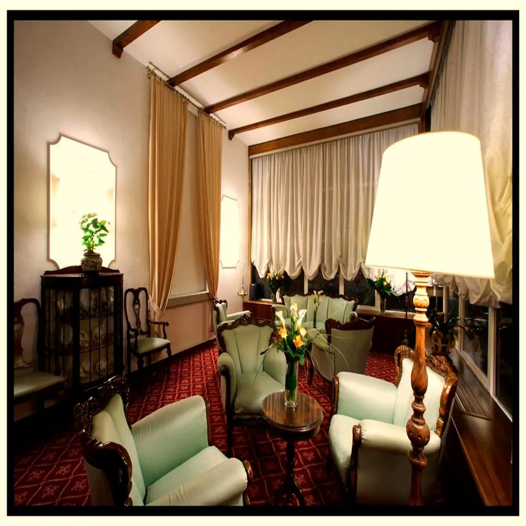 Lobby, Hotel Villa Carlotta, Florence