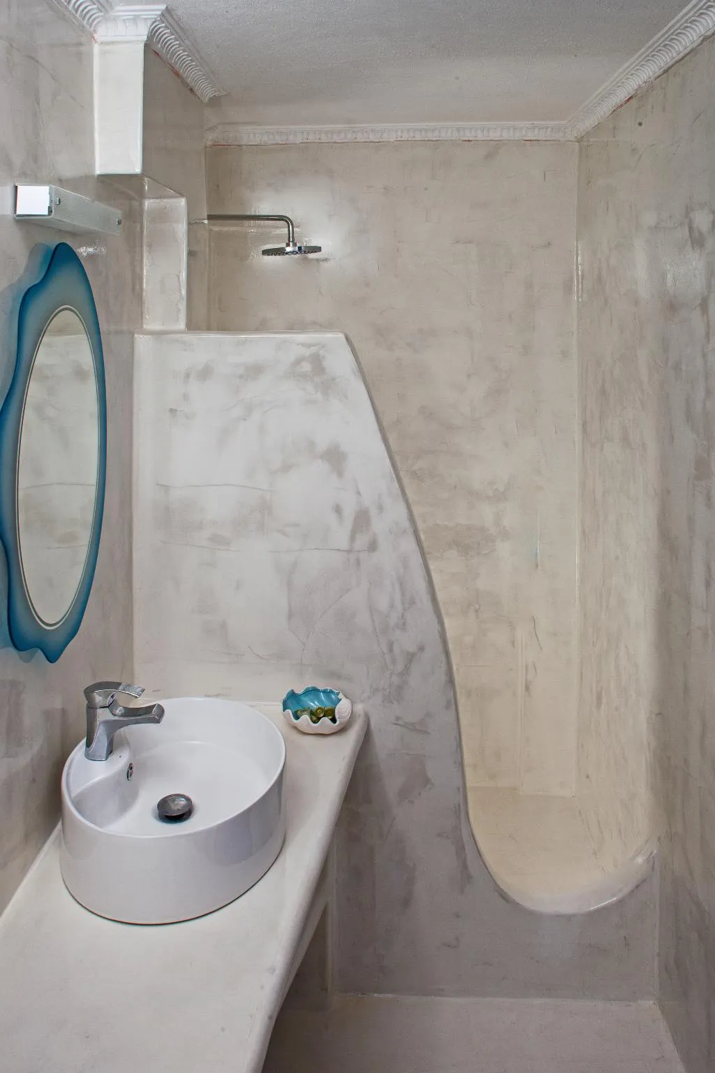 TRIPLE STANDARD Room, Roula Villa, Santorini