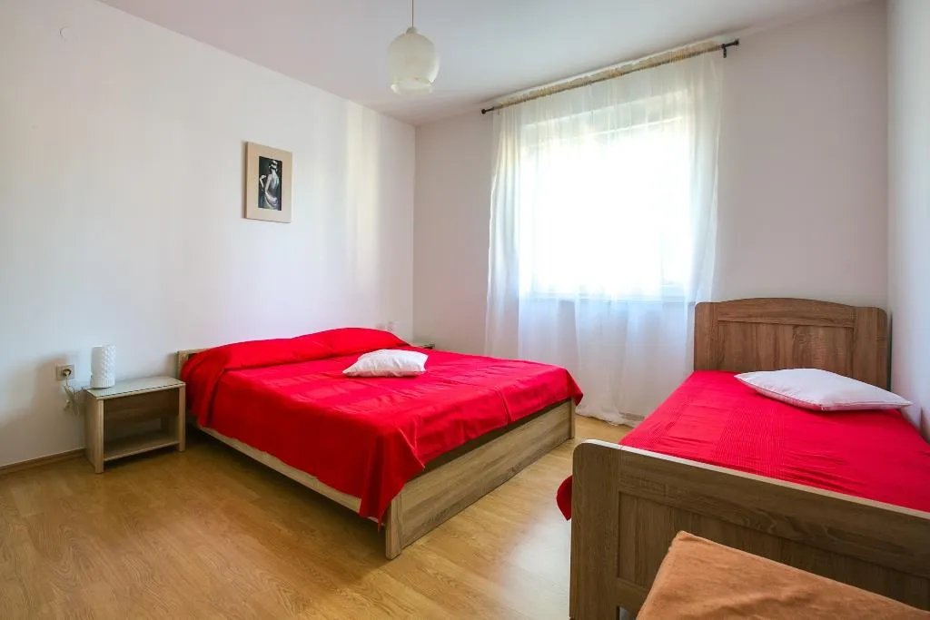APARTMENT CAPACITY 5 Room, Apartments Petar, Istria