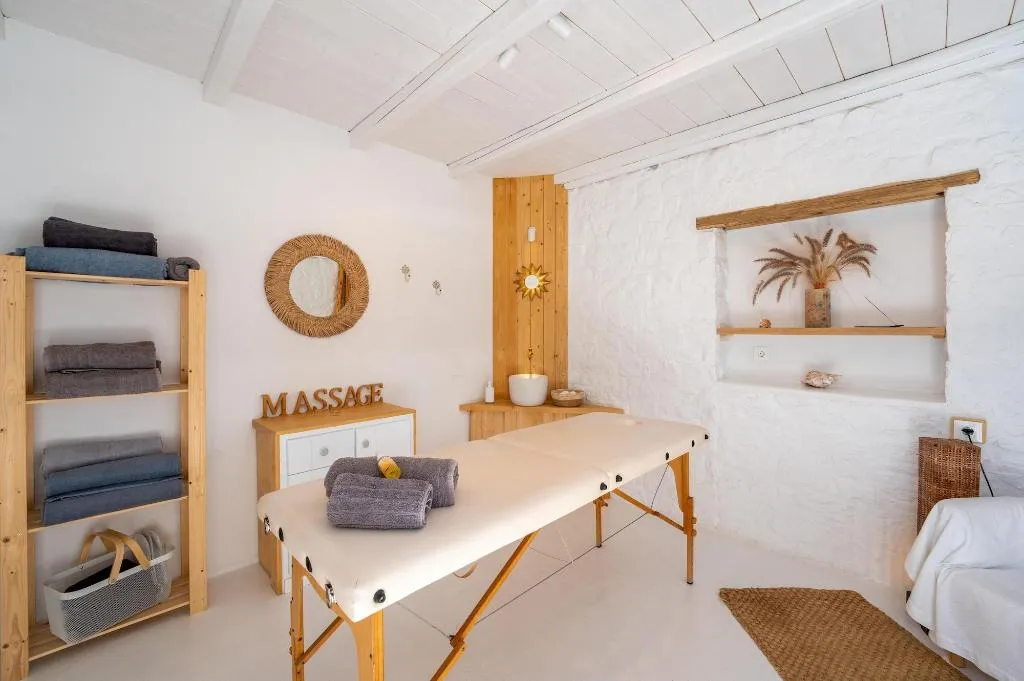 Sports and Entertainment, La Stella Stay, Mykonos