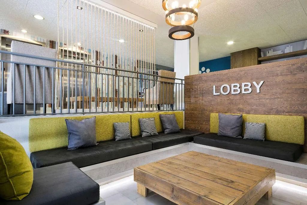 Lobby, Madrid Airport Suites Affiliated By Melia, Madrid
