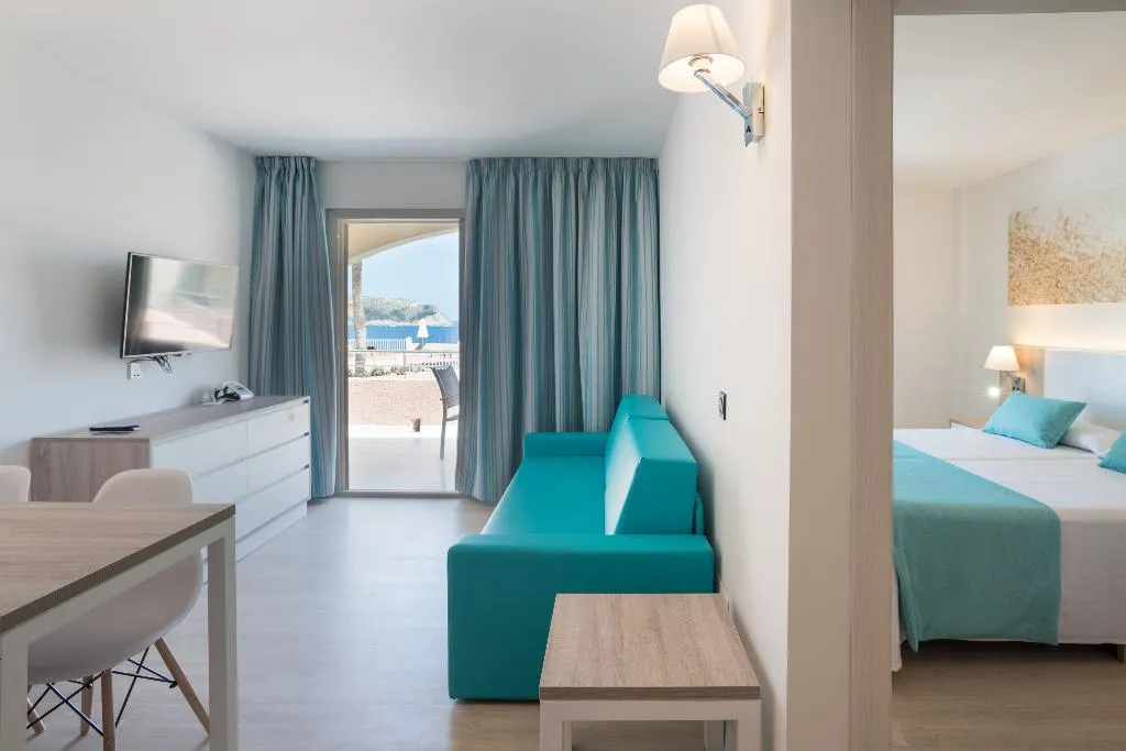 APARTMENT CAPACITY 4 Room, THB Guya Playa, Majorca