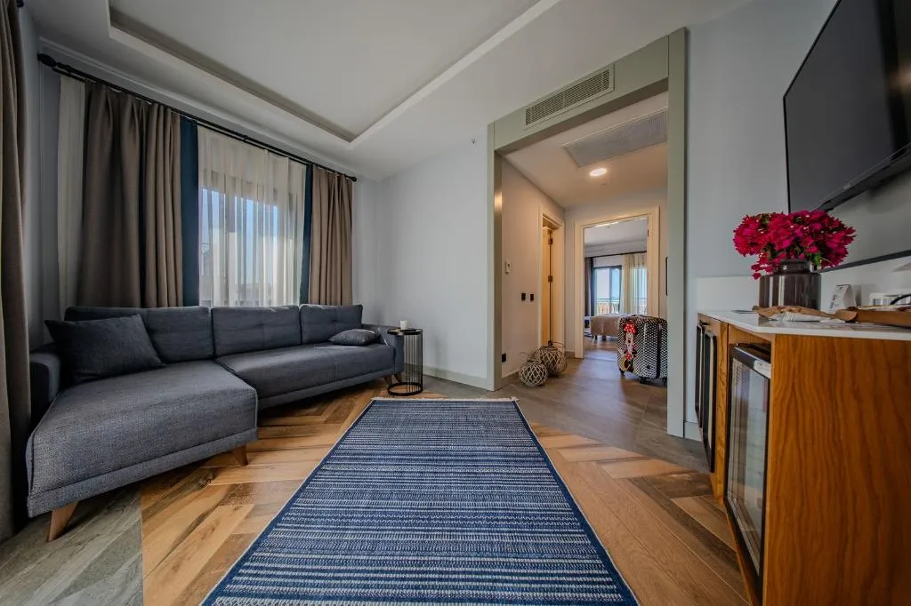 SUITE WITH BALCONY Room, Soliport Hotel & Spa, Izmir