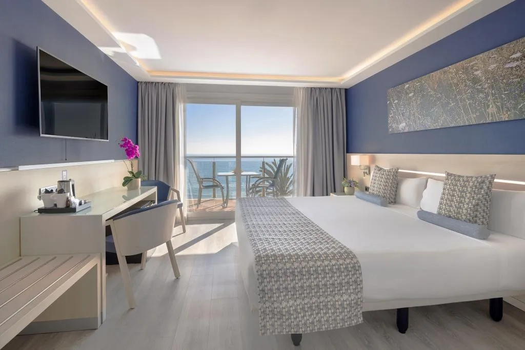 Double or Twin STANDARD Room, Calipolis, Costa Brava