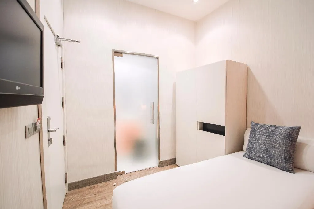 SINGLE STANDARD Room, Petit Palace Canalejas, Seville