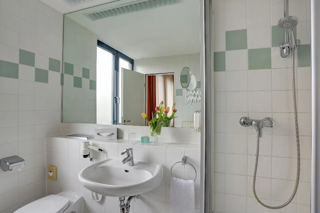 TWIN STANDARD Room, Centro Park Hotel Berlin Trademark Collection, Berlin