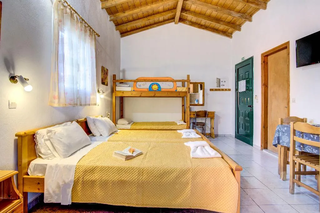 Room, Blue Dream Apartments, Corfu