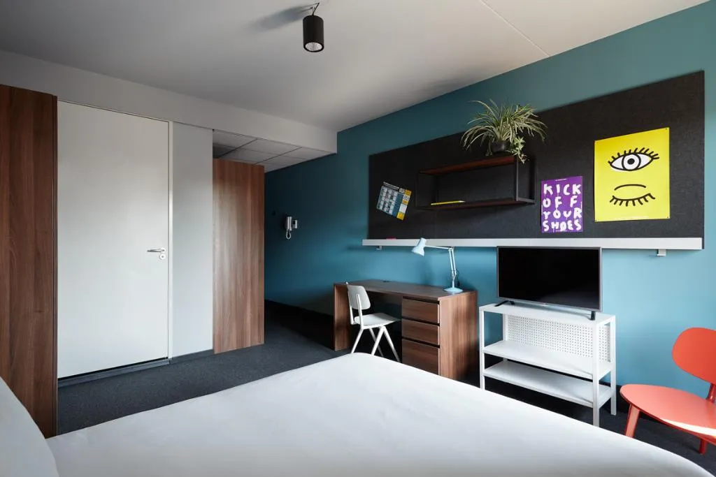 STUDIO DELUXE Room, The Social Hub Groningen, Amsterdam