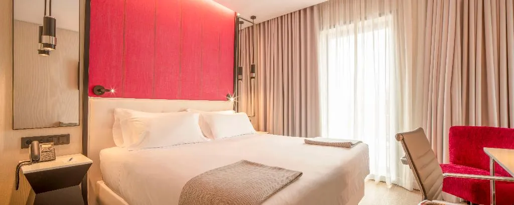 Double or Twin SUPERIOR Room, NH Porto Jardim, Porto