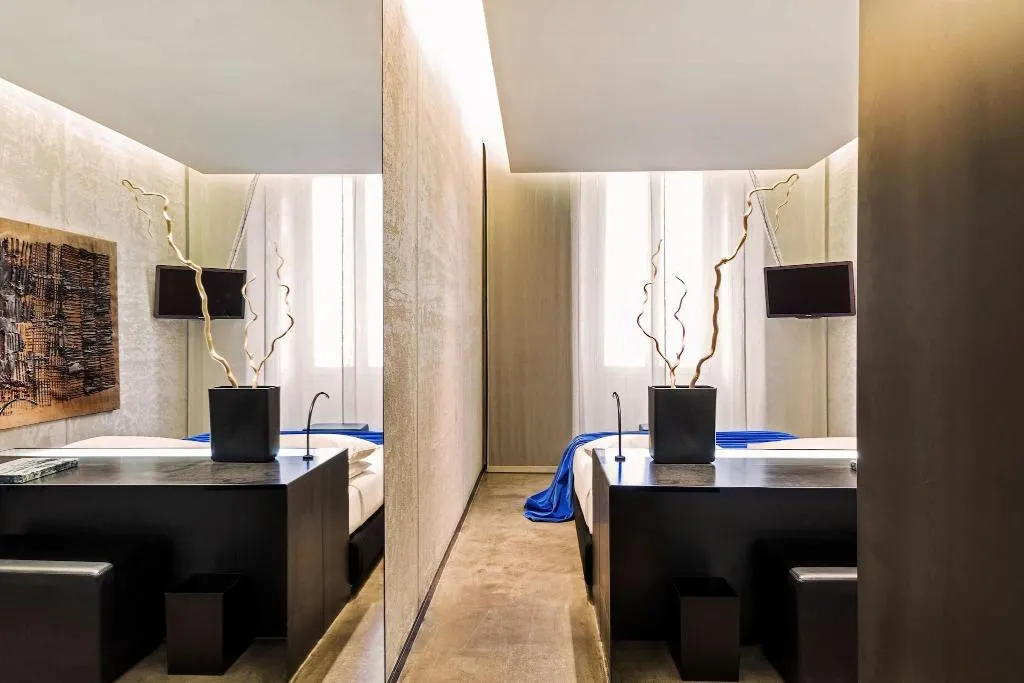 Room, Strafhotel a member of Design Hotels, Milan